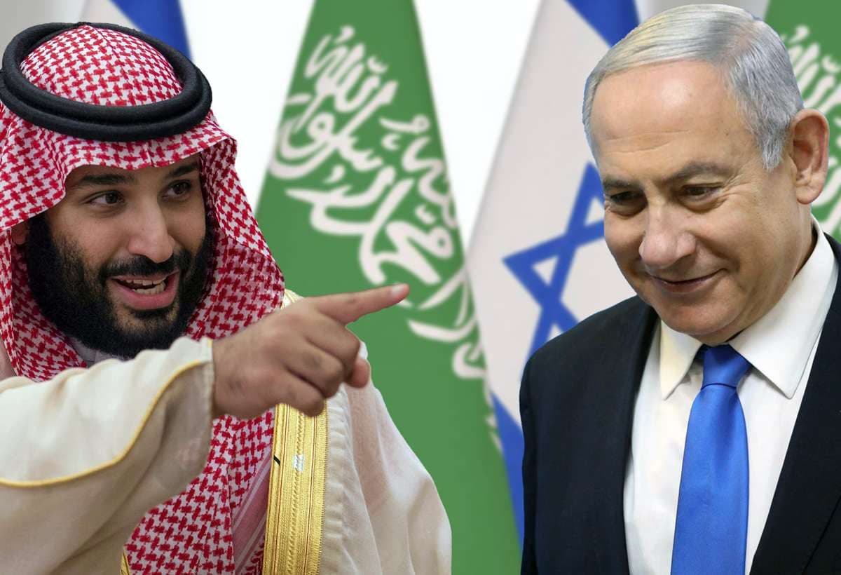 Montaje con las banderas de Arabia Saudí y del régimen sionista de fondo